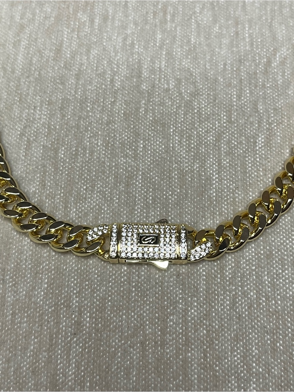 Gold Cuban Link Chain Necklace with Pave Box Clasp - Picture 2 of 3